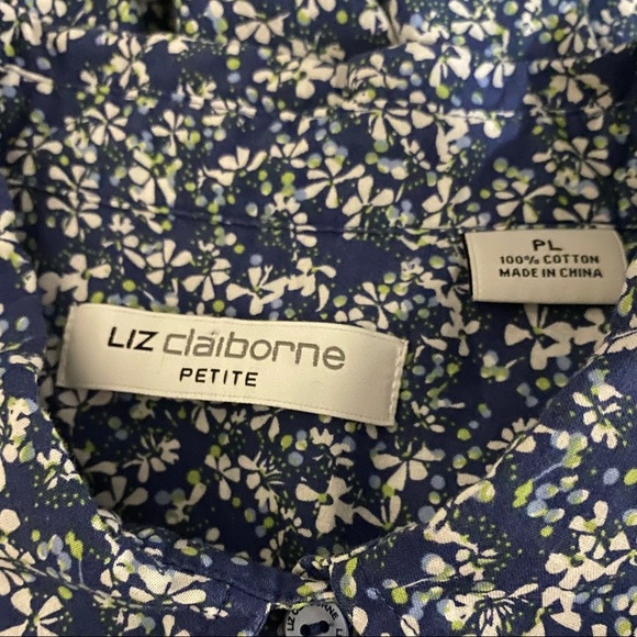 Liz Claiborne Floral Button Top - Picture 2 of 3